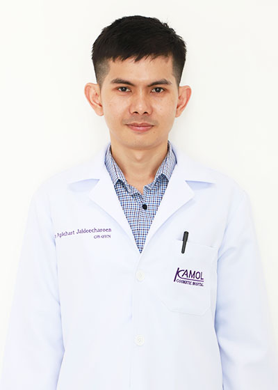 Tiến sĩ Apichart Jaideecharoen MD